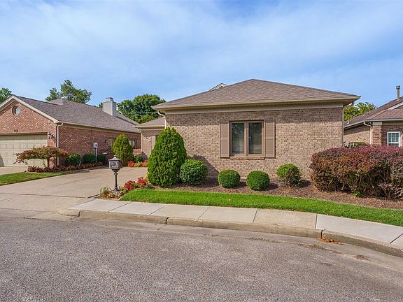 3rd image of 2041 Sussex Pl