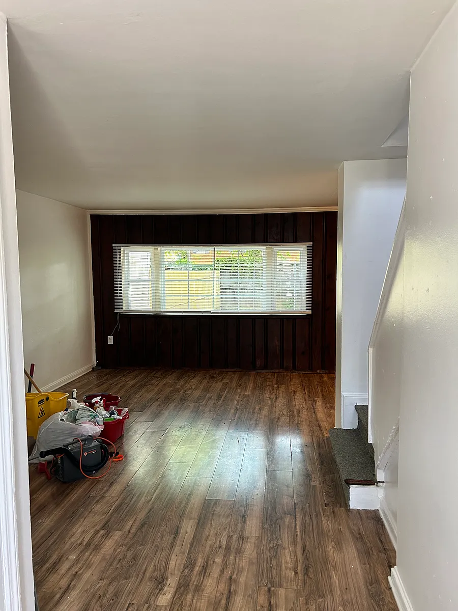 Living room - 21 Bedford Dr