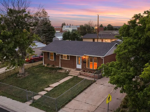 1274 W Jefferson Rd, Cheyenne, WY 82007