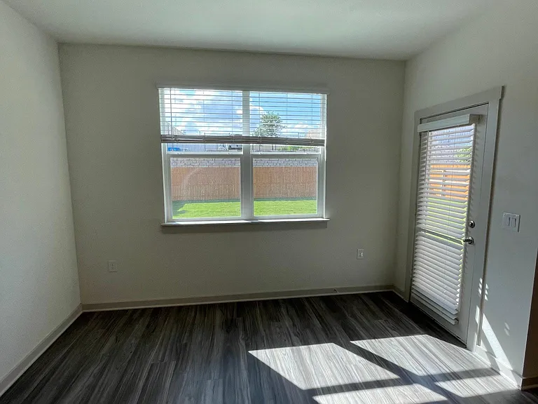 13624 Lubeck Dr — Photo 9