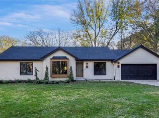 2019 W 81st Ter, Leawood, KS 66206