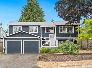 9008 NE 138th Pl, Kirkland, WA