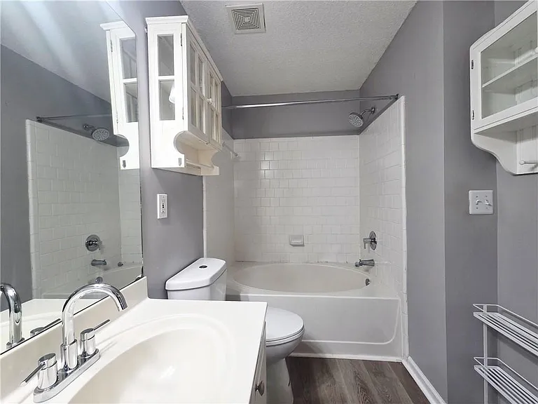4645 Valais Ct #87 — Photo 11