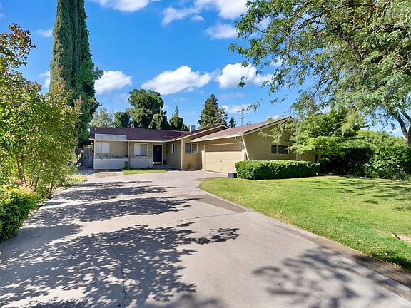 2nd image of 1226 Chehalem Dr