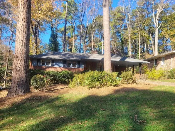 2546 Wilson Woods Dr, Decatur, GA 30033