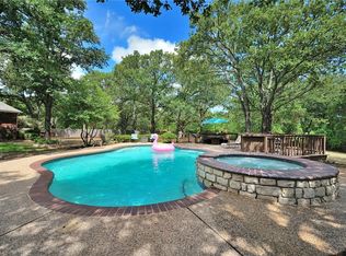 3304 Old Dennis Rd, Weatherford, TX 76087