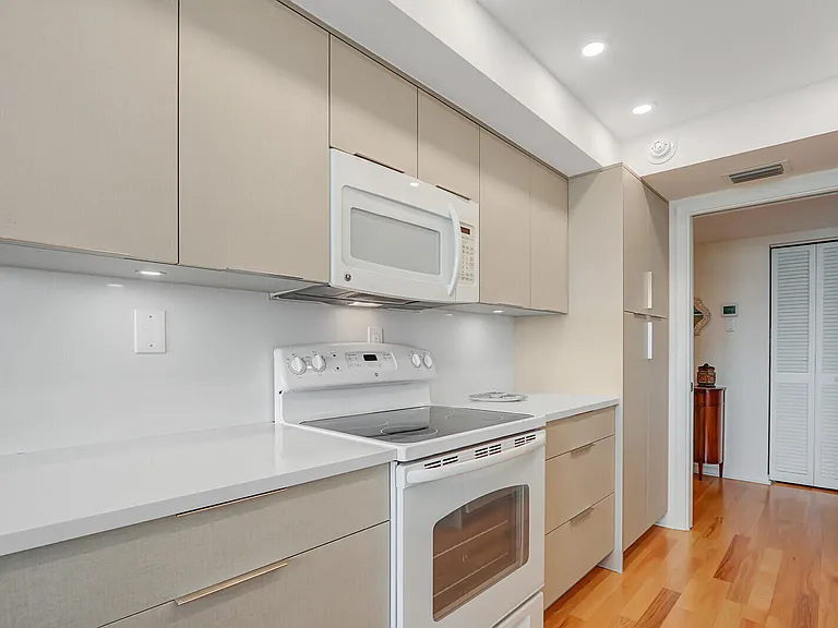 5480 N Ocean Dr #A10C — Photo 20