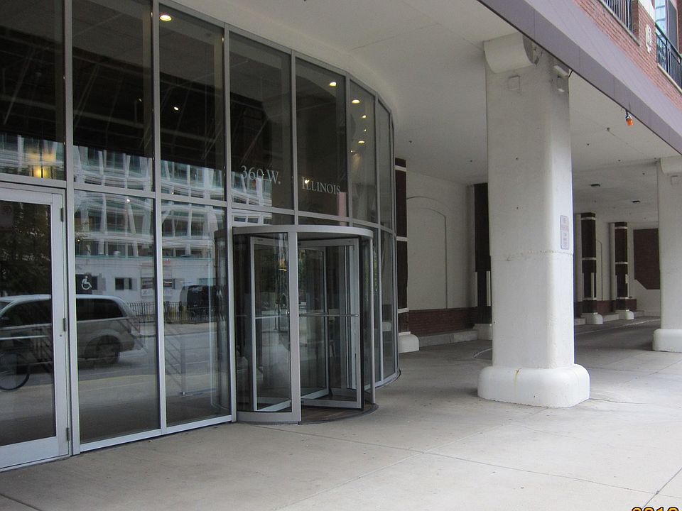 1st image of 360 W Illinois St APT 216