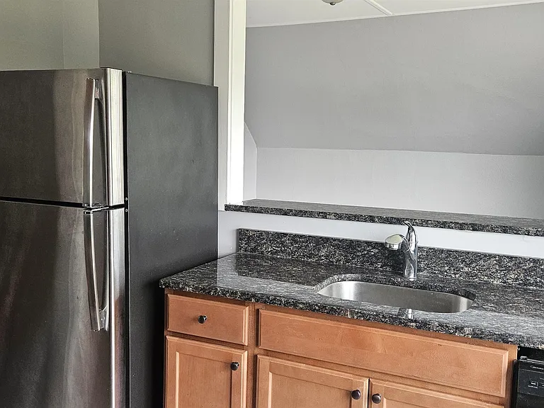 718 Tenney Mountain Hwy #B — Photo 5