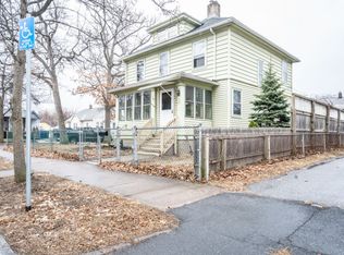 197 Phoenix Ter, Springfield, MA 01104