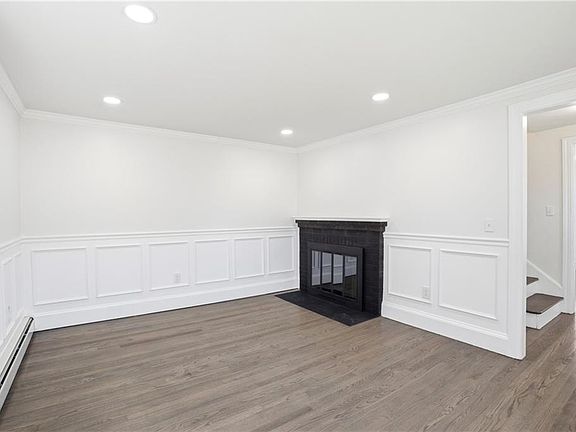 5th image of 45 Metropolitan Park Dr