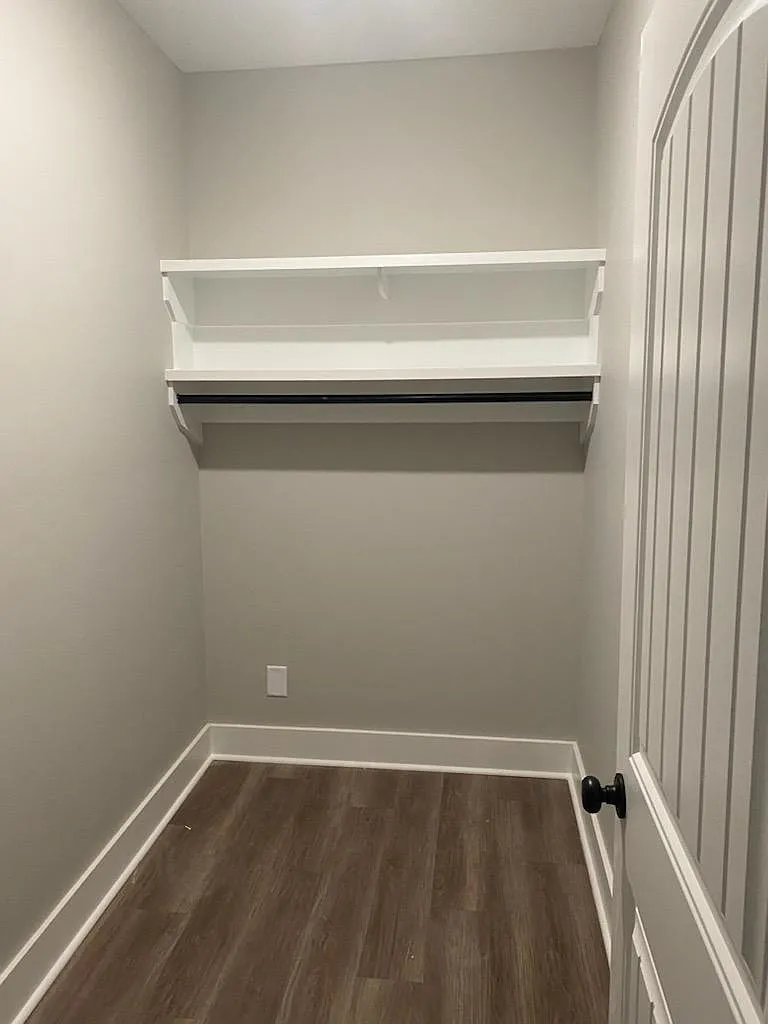 2 bed, $1,425 — Photo 4