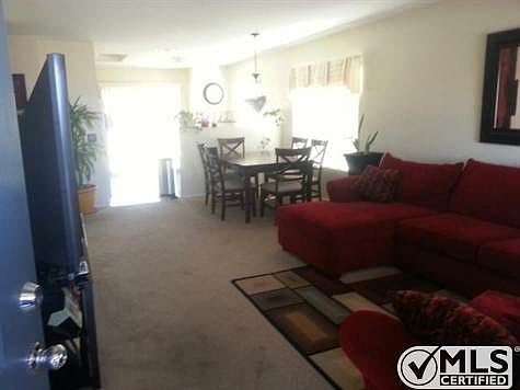 living room dining area