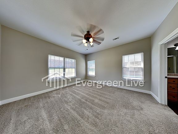3rd image of 1847 W Creekmore Dr