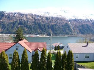 1410 3rd St #B, Douglas, AK 99824