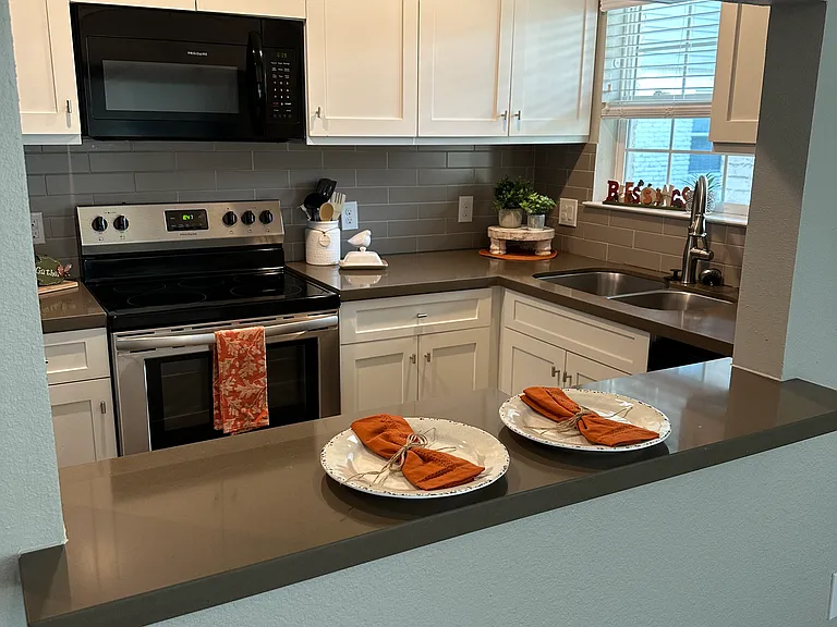 Abode Living at League Colony — Photo 7