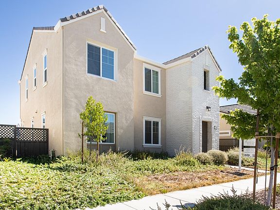 2nd image of 2709 Cordelia Lane