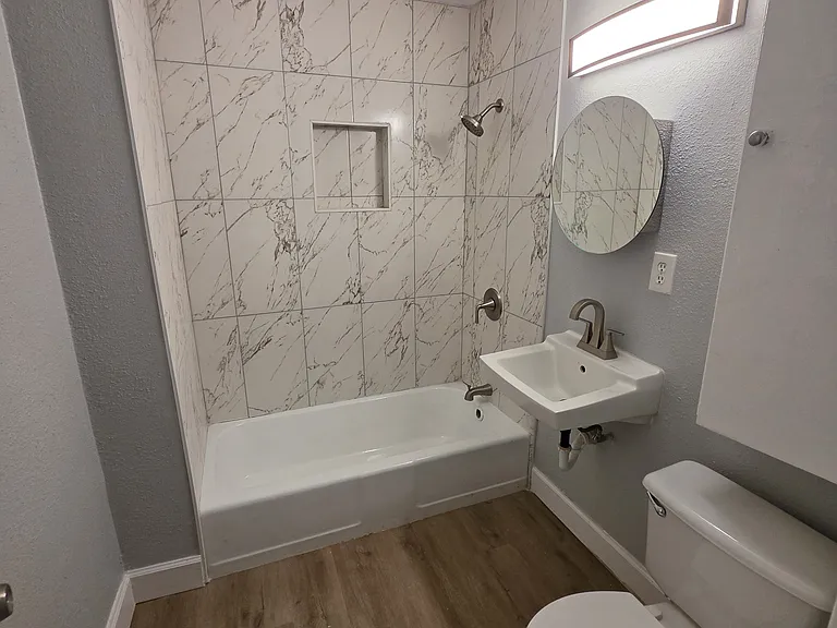 7706 Thurow St — Photo 18