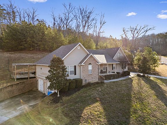 4th image of 175 Stonewood Dr NW #37