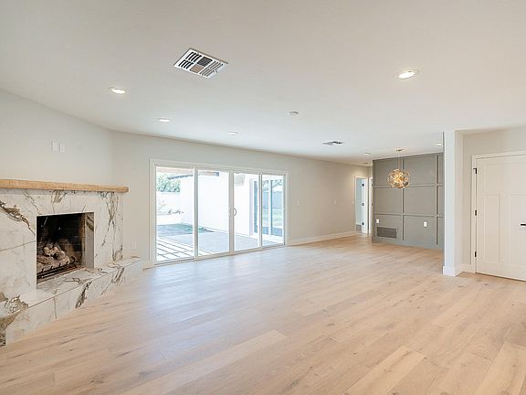 5th image of 5343 E Avalon Dr