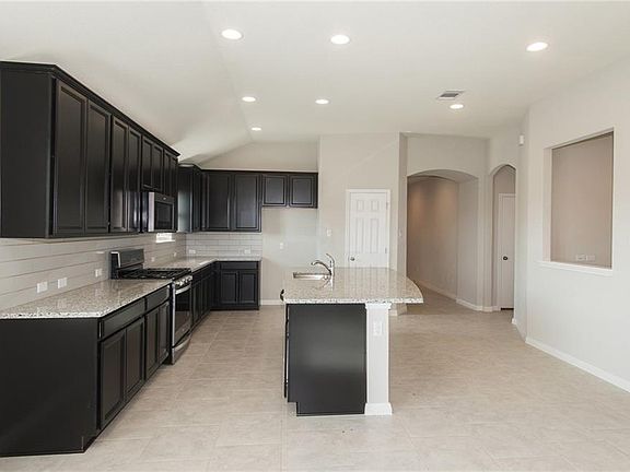 4th image of 6045 Gimignano Pl