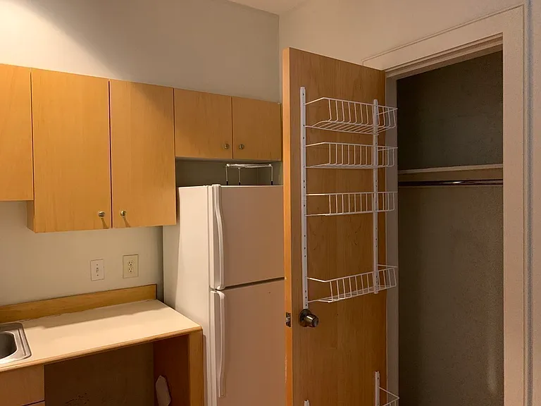 131 Tremont St #5F — Photo 9