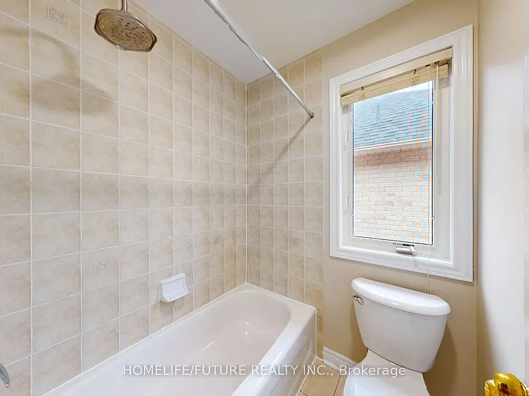 15 Ada Gdns — Photo 25