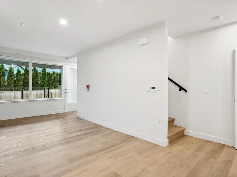 3572 Glen Dr — Photo 61