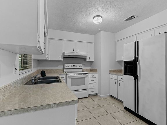 2nd image of 3125 NW 46th Pl