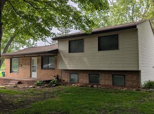 60606 Avendt Dr, Lenox, MI 48048