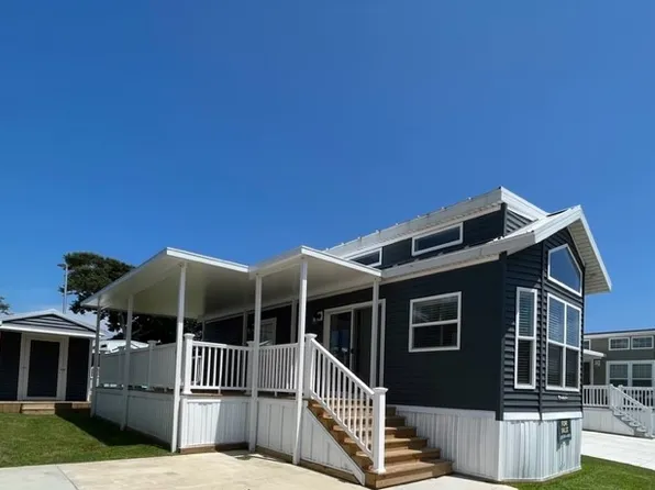 1204 Cedar Point Blvd #73, Cedar Point, NC 28584