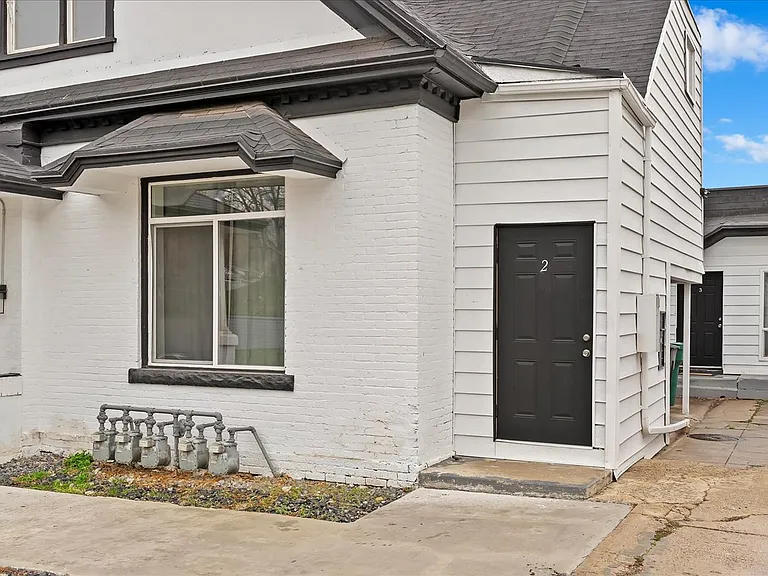 2557 Adams Ave #2 — Photo 2
