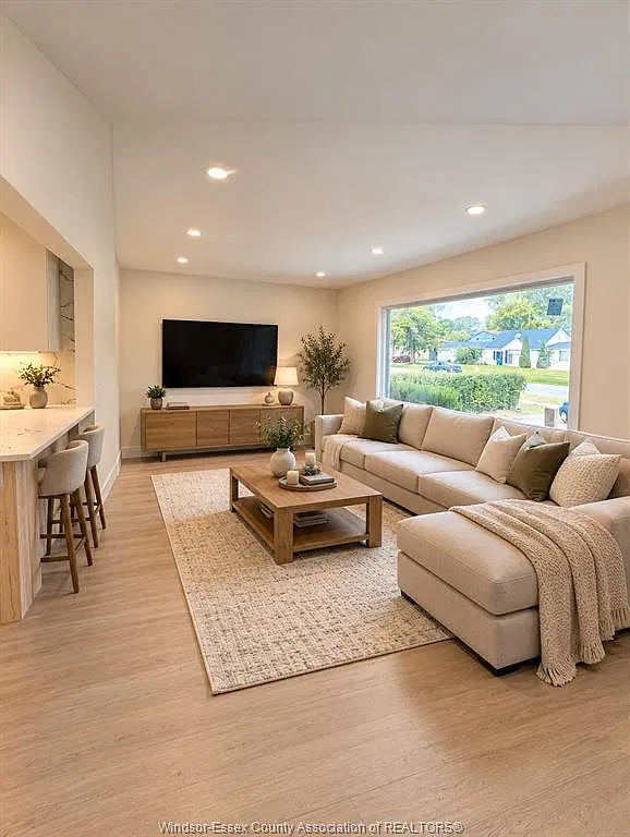 3 bed, $2,500 — Photo 4