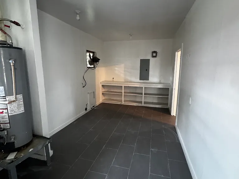 8219 Colgate St — Photo 6