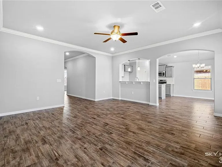64 N Benchmark Ln — Photo 20