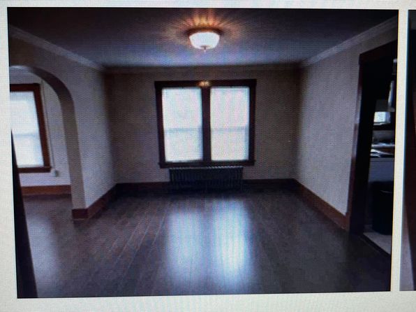 126 Main St #2