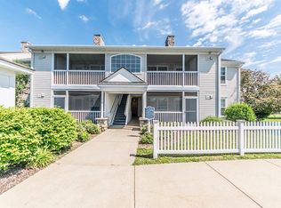 2777 S Knightsbridge Cir, Ann Arbor, MI 48105