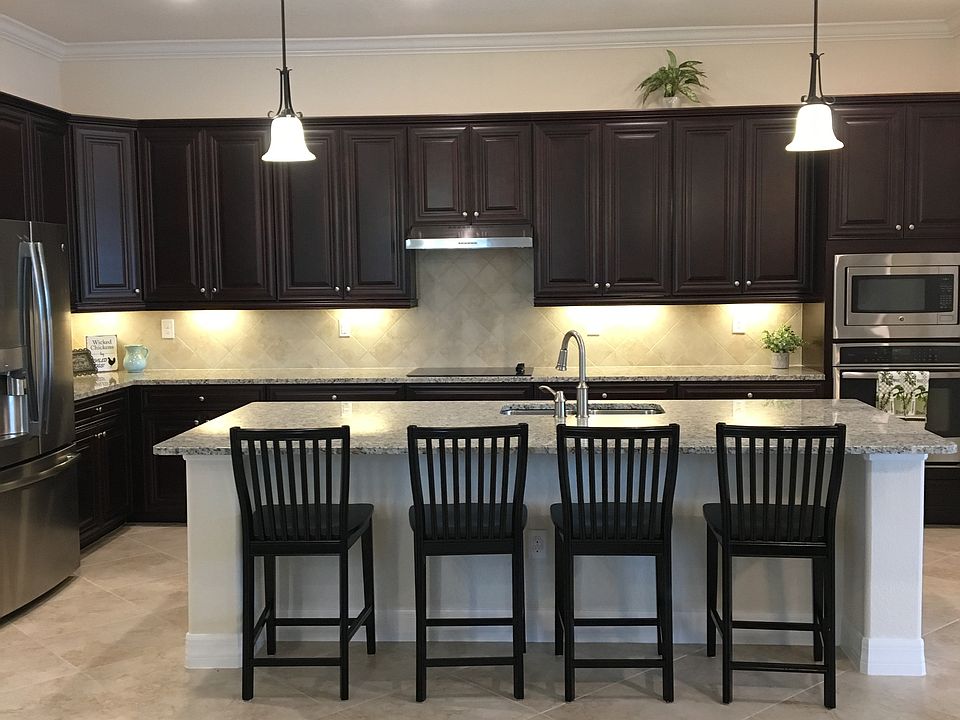 Kitchen large granite island