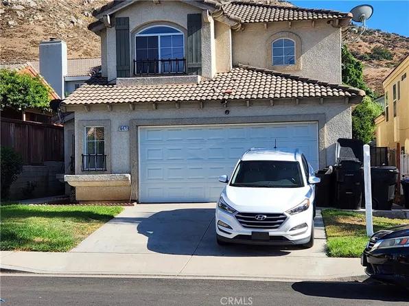 16471 Apple Gate Dr, Fontana, CA 92337