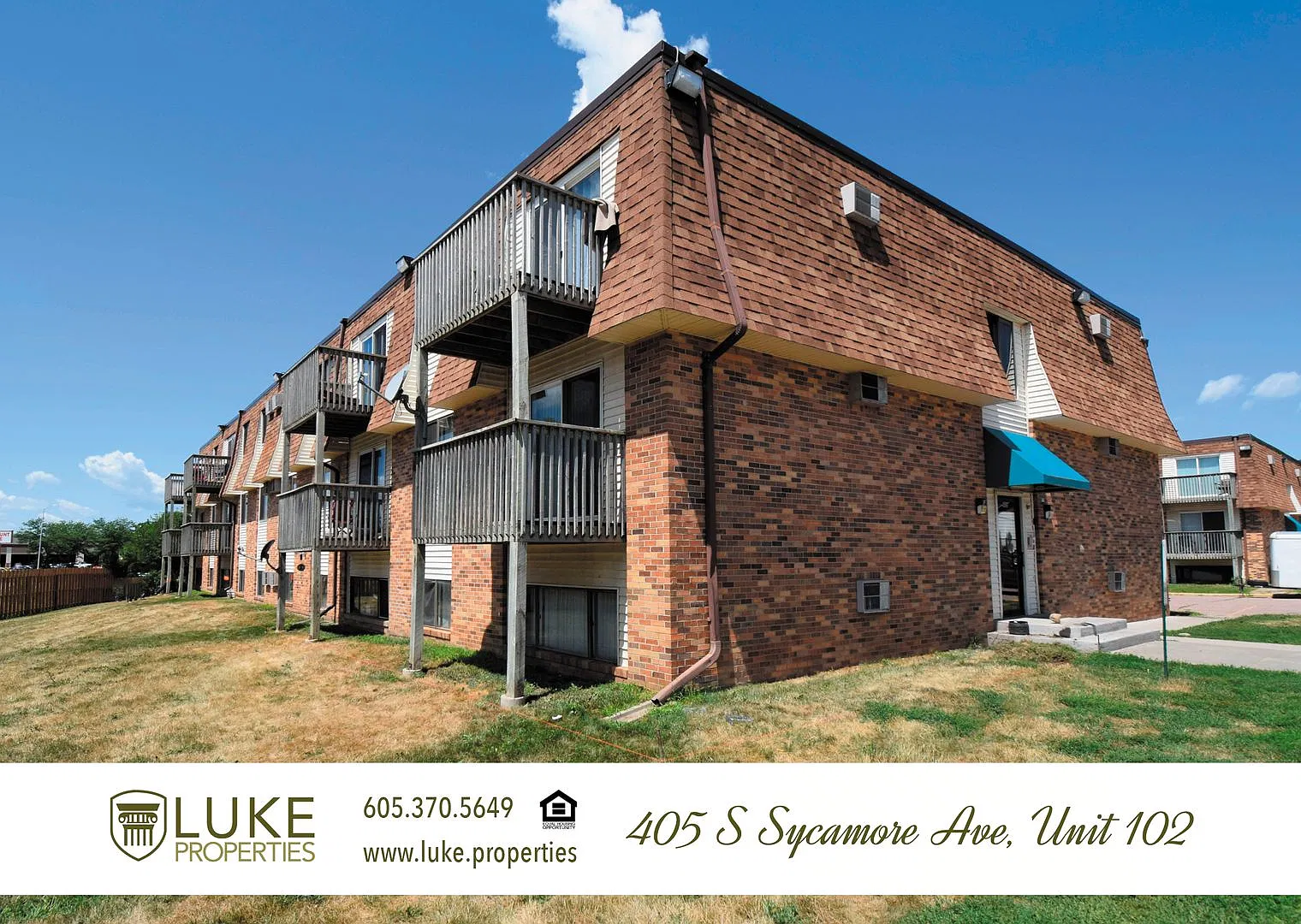 One bedroom apartment with garage near downtown Sioux Falls — Photo 1