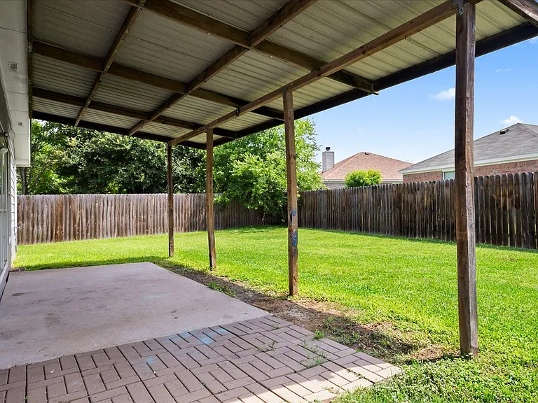 403 Thunderstorm Ave — Photo 20