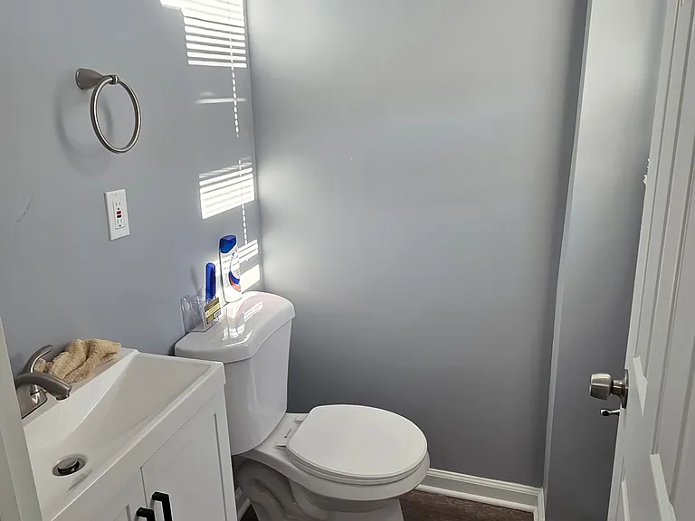 1200 N Potomac St — Photo 10