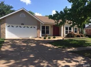 16524 Branchwood Dr, Ballwin, MO