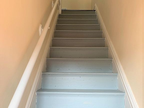 3rd image of 1077 S Taylor Ave #2F