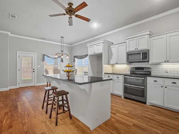 7650 Florence Dr, Abilene, TX 79606