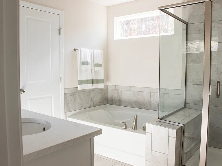 459 Greyfield Dr — Photo 13