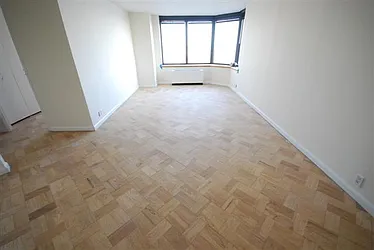 Rented by Luxury Habitat