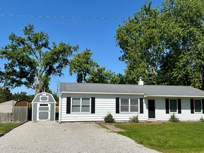 805 N Reel Ave, Salem, IL, 62881