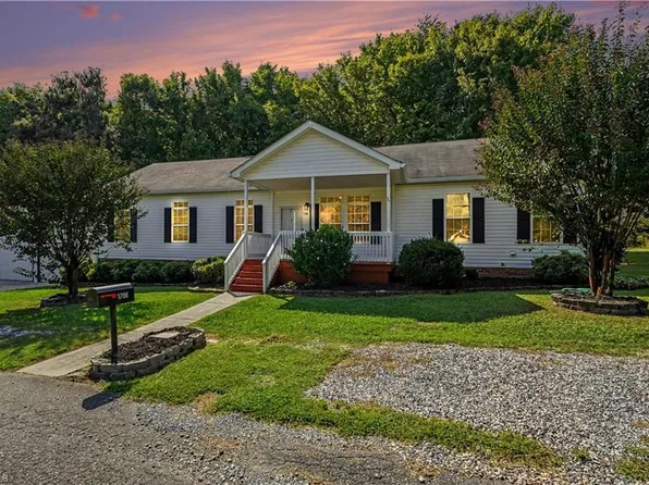 1706 Whites Mill Rd, High Point, NC 27265