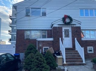 14 Schuyler Pl, Bayonne, NJ 07002